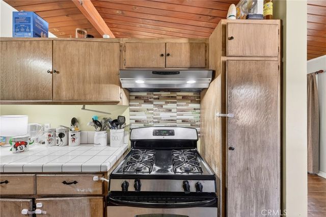 2415 Merrywood, Pomona, CA 91767