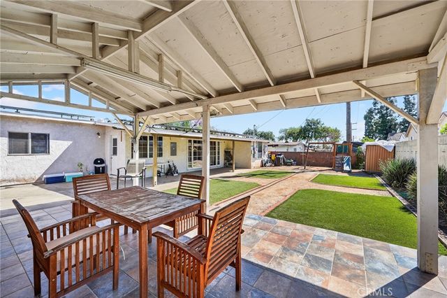 2415 Merrywood, Pomona, CA 91767