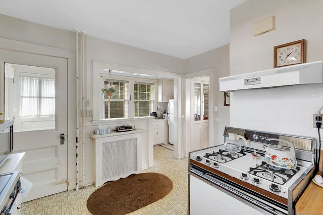 52 Herkimer Street, Waterbury, CT 06710