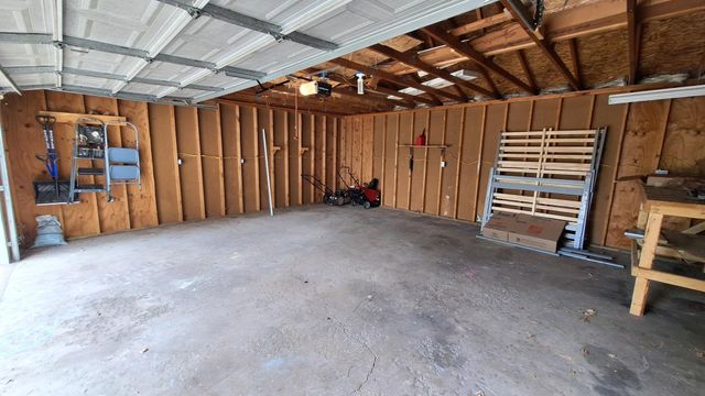 6609 W Broadway Avenue, Brooklyn Park, MN 55428