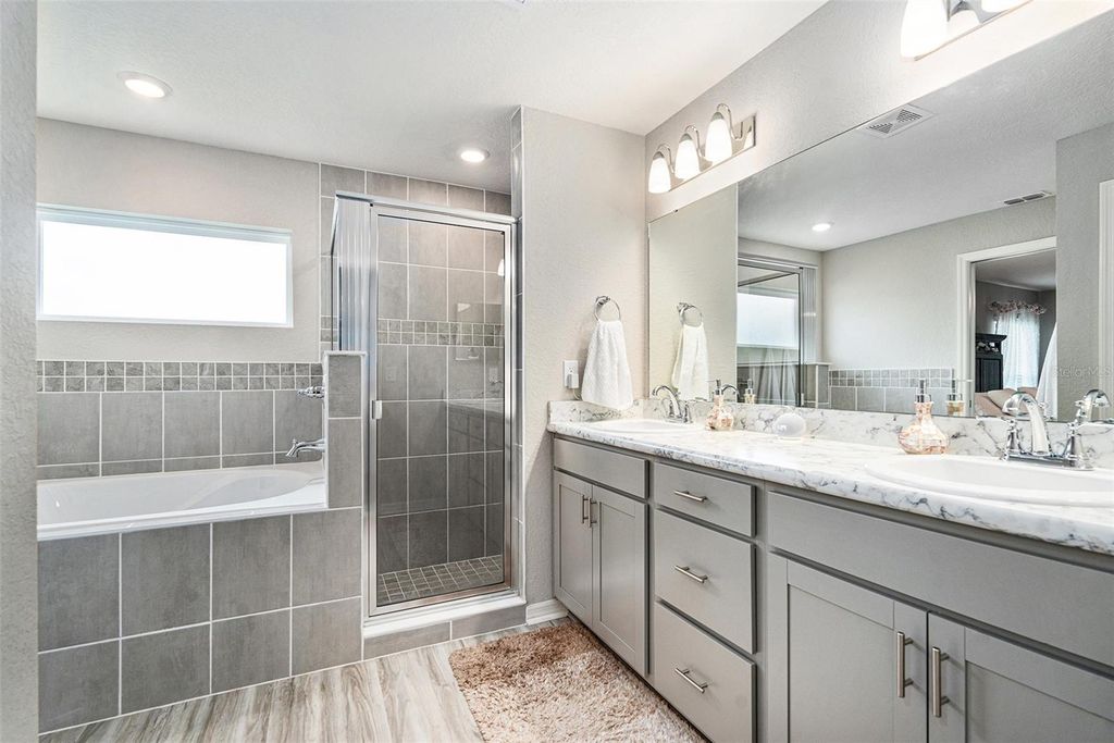 Image 22 of property listing at 6436 PEBBLEBROOKE WAY, Zephyrhills, FL 33541