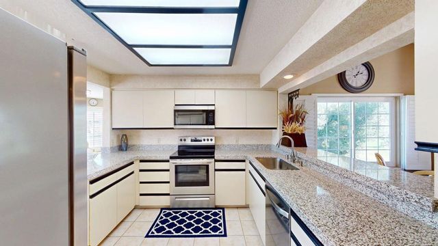 272 Vista Royale Circle E, Palm Desert, CA 92211