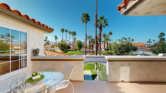 272 Vista Royale Circle E, Palm Desert, CA 92211