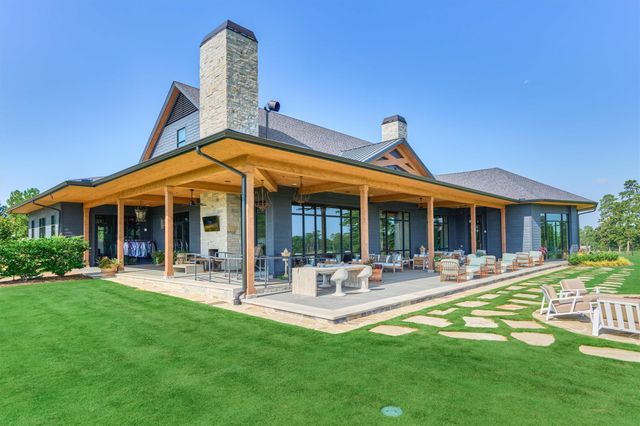 4437 Holly Trail Road, Montgomery, TX 77316