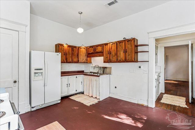 1011 N Reus St, Pensacola, FL 32501