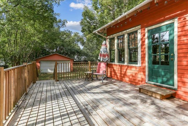 1011 N Reus St, Pensacola, FL 32501