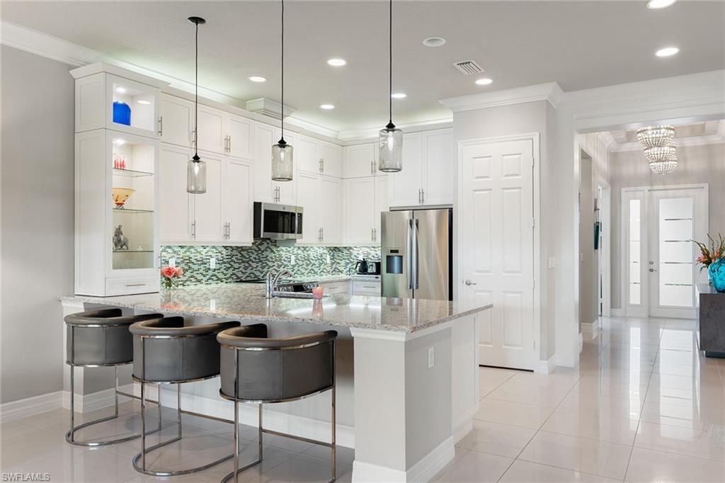 13617 Mandarin CIR, NAPLES, FL 34109 — photo 4