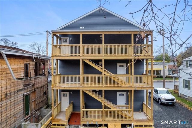 1091 Whalley Avenue B, New Haven, CT 06515