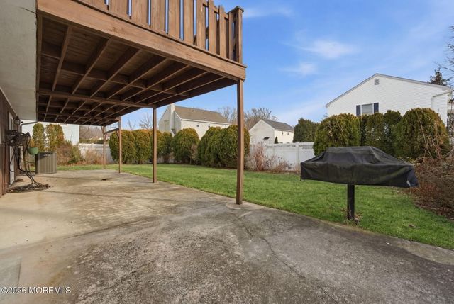 708 Auth Avenue, Oakhurst, NJ 07755