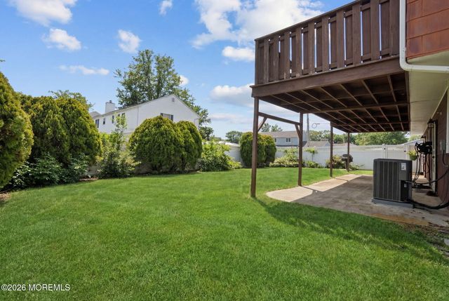 708 Auth Avenue, Oakhurst, NJ 07755