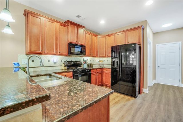 340 Roland Manor Drive, Dacula, GA 30019