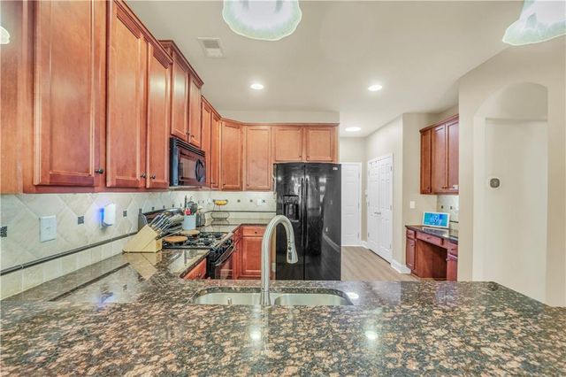 340 Roland Manor Drive, Dacula, GA 30019