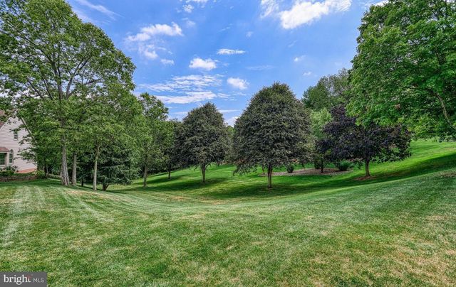 102 WHEATLAND RD, Lewisberry, PA 17339