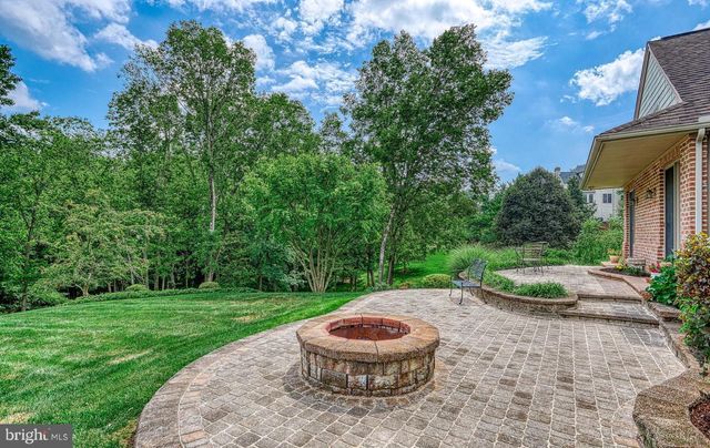 102 WHEATLAND RD, Lewisberry, PA 17339