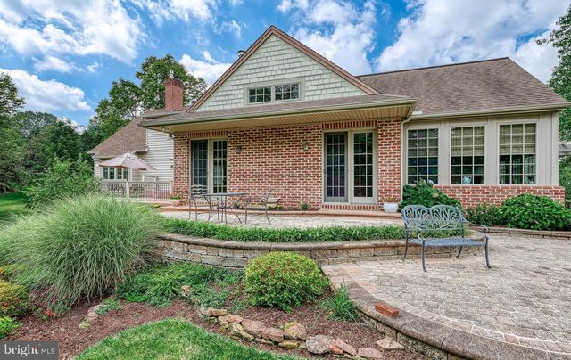 102 WHEATLAND RD, Lewisberry, PA 17339