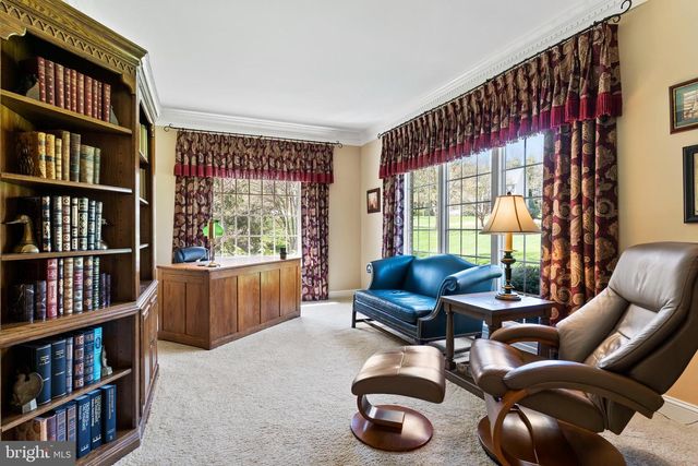 102 WHEATLAND RD, Lewisberry, PA 17339