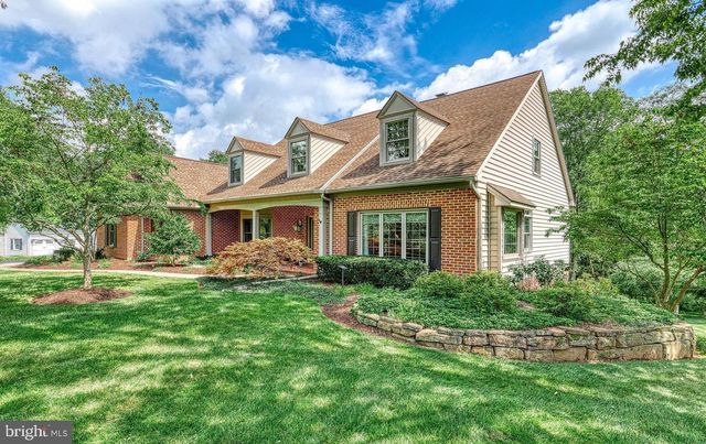 102 WHEATLAND RD, Lewisberry, PA 17339