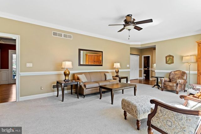 102 WHEATLAND RD, Lewisberry, PA 17339
