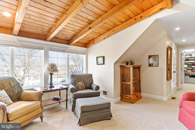 102 WHEATLAND RD, Lewisberry, PA 17339