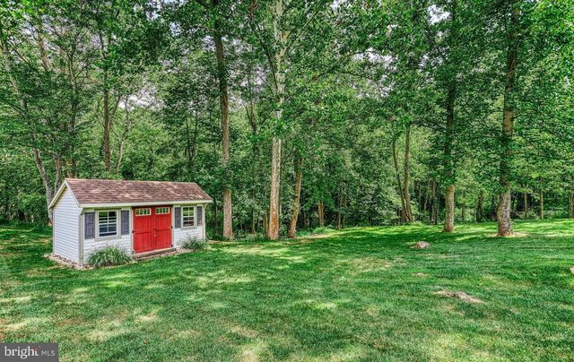 102 WHEATLAND RD, Lewisberry, PA 17339