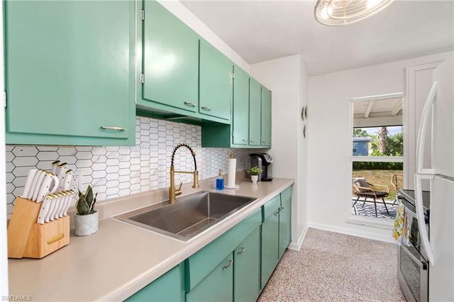 21898 Catherine AVE, Port Charlotte, FL 33952