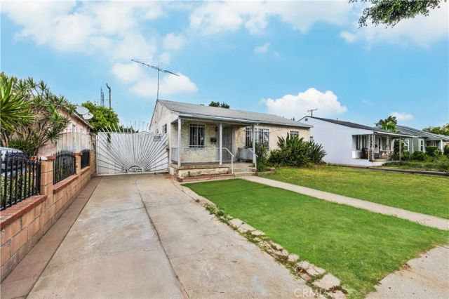 3729 Easy, Long Beach, CA 90810