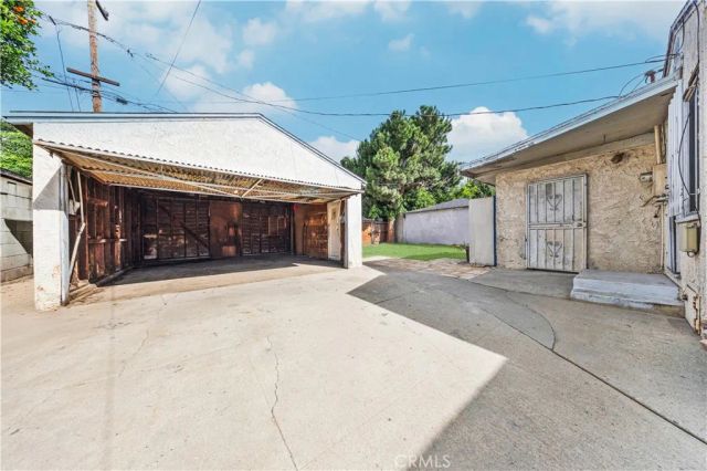 3729 Easy, Long Beach, CA 90810