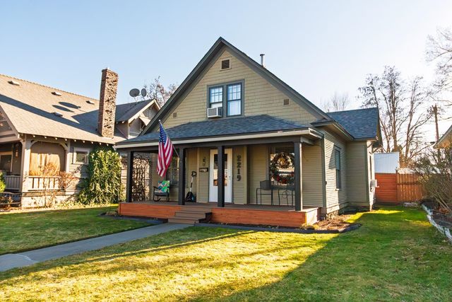 2219 W Maxwell Ave, Spokane, WA 99201