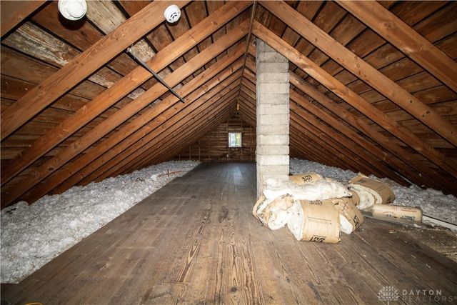 103 E Worley Avenue, Dayton, OH 45426