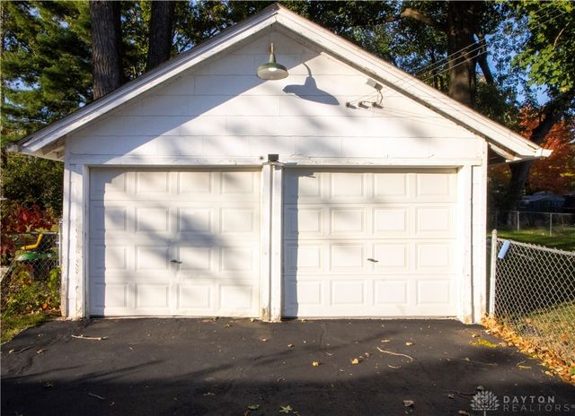 103 E Worley Avenue, Dayton, OH 45426