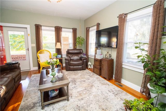 103 E Worley Avenue, Dayton, OH 45426