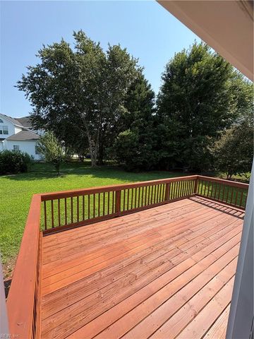 5066 S Links CIR, Suffolk, VA 23435