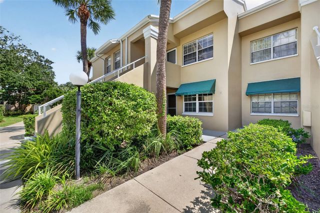 10811 INDIAN HILLS COURT 37, Seminole, FL 33777
