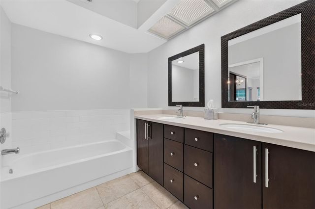 10811 INDIAN HILLS COURT 37, Seminole, FL 33777