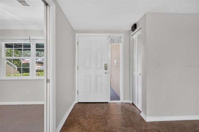 10811 INDIAN HILLS COURT 37, Seminole, FL 33777