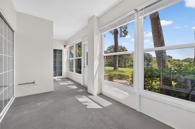 10811 INDIAN HILLS COURT 37, Seminole, FL 33777
