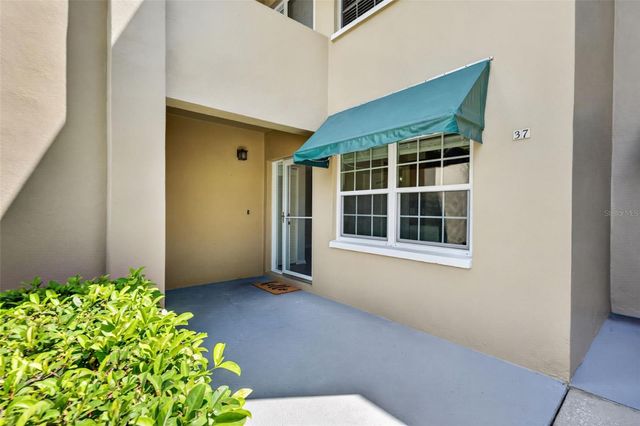 10811 INDIAN HILLS COURT 37, Seminole, FL 33777