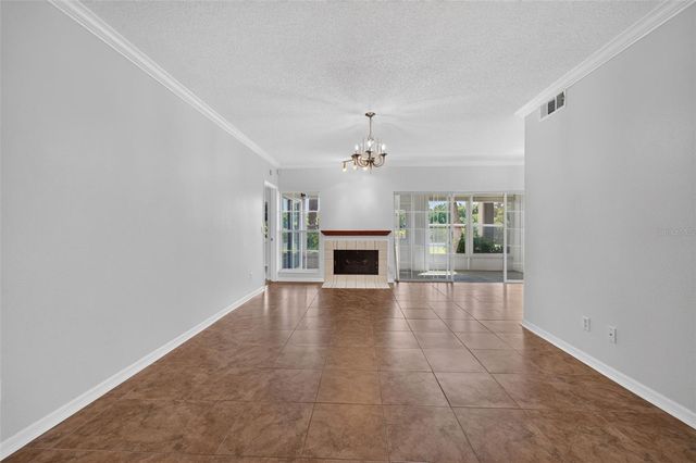 10811 INDIAN HILLS COURT 37, Seminole, FL 33777