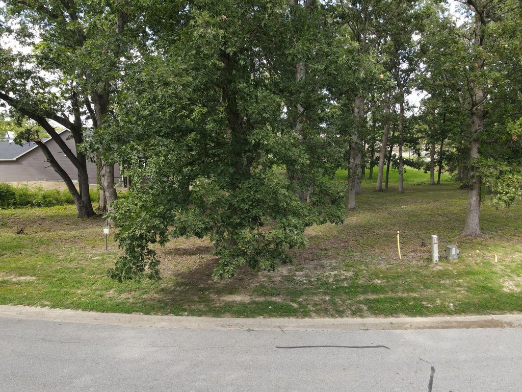 723 Druim Trail, Crown Point, IN 46307