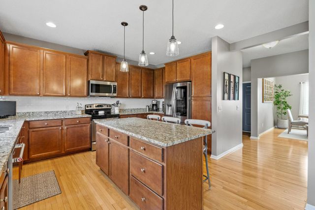 21253 Inspiration Path, Lakeville, MN 55044