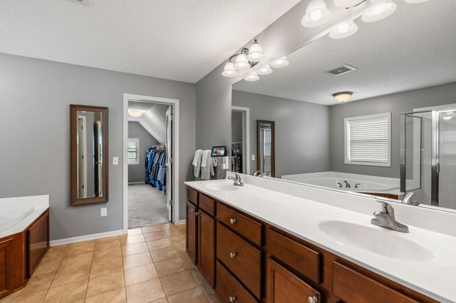 21253 Inspiration Path, Lakeville, MN 55044