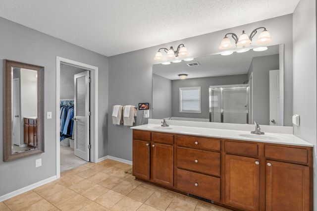 21253 Inspiration Path, Lakeville, MN 55044