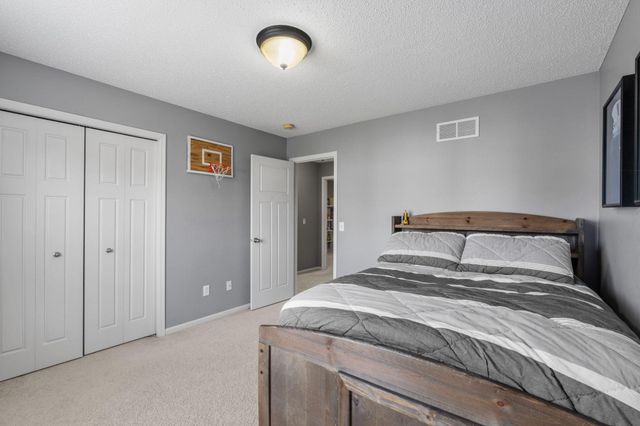 21253 Inspiration Path, Lakeville, MN 55044