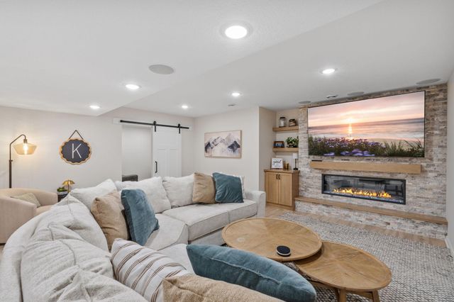 21253 Inspiration Path, Lakeville, MN 55044