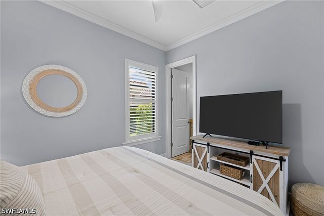 9515 Campanile CIR, Naples, FL 34114