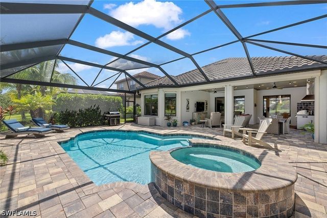 9515 Campanile CIR, Naples, FL 34114