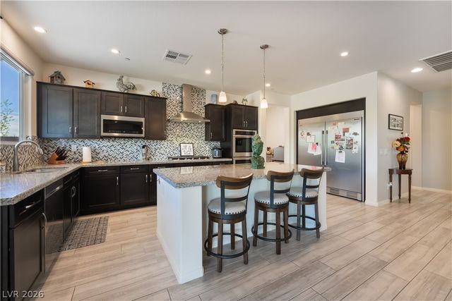8626 Home Gate Court, Las Vegas, NV 89113