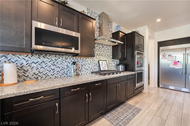 8626 Home Gate Court, Las Vegas, NV 89113