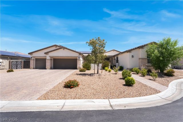 8626 Home Gate Court, Las Vegas, NV 89113