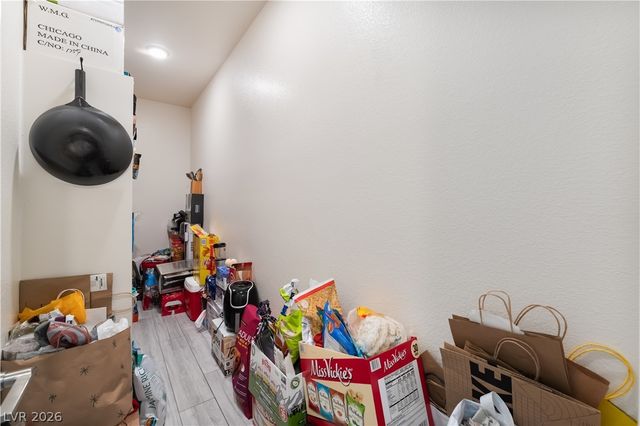 8626 Home Gate Court, Las Vegas, NV 89113